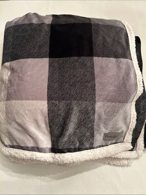 Eddie Bauer Trailhead Plaid Throw Blanket